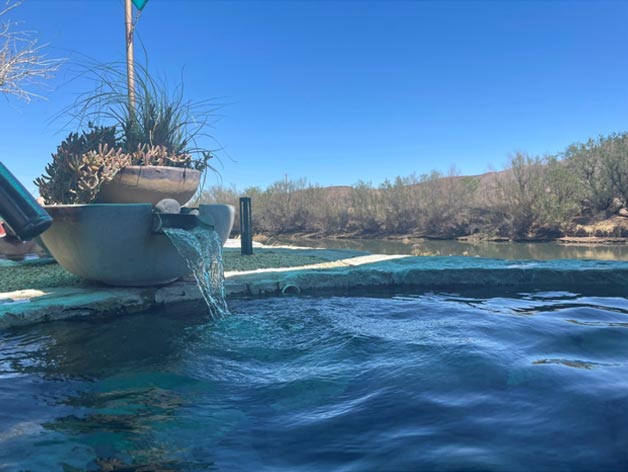 Riverbend hot springs