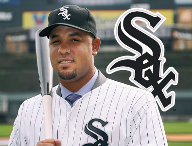 Te Sox leaves game with bruised knee