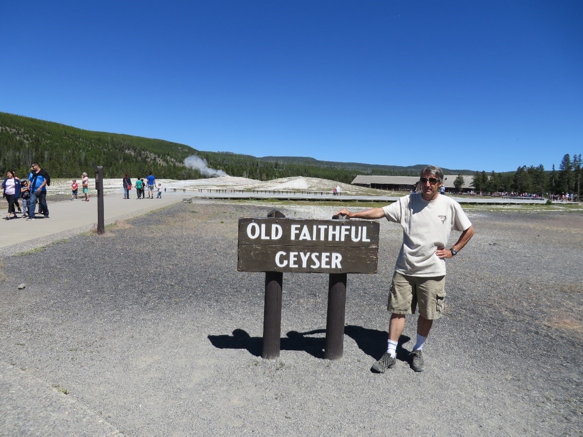 Old Faithful - Geyser
